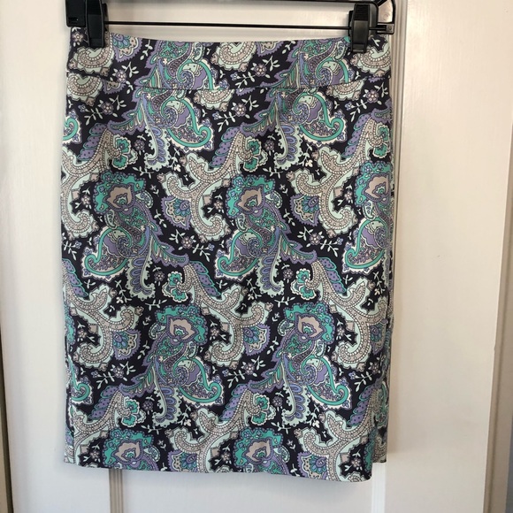 Forever 21 Paisley Pencil Skirt - Picture 2 of 5